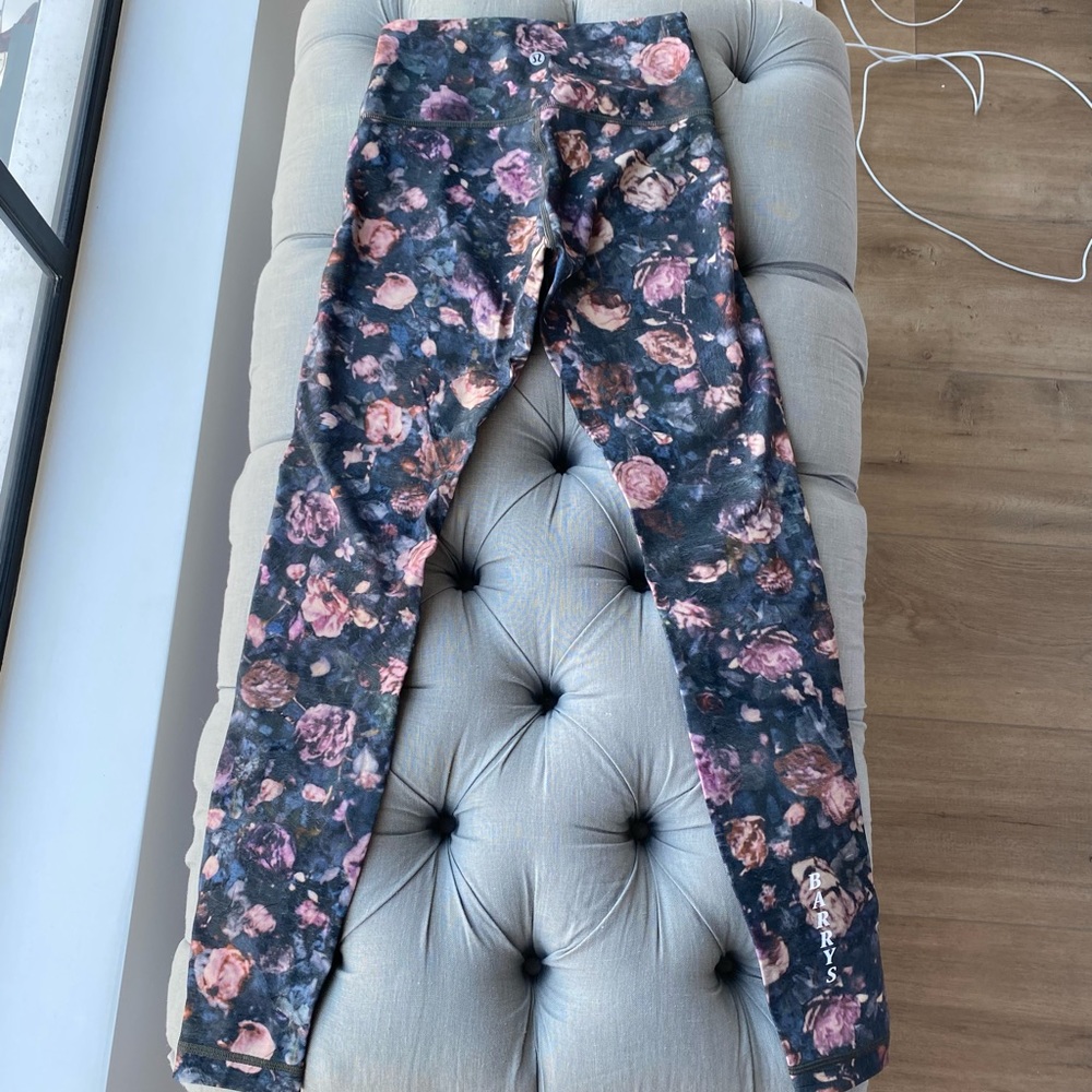 Barry’s x Lululemon Floral Workout Leggings
